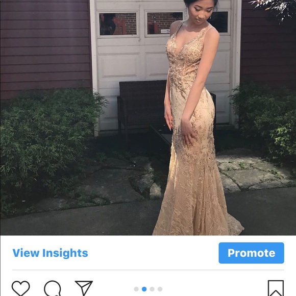 The GOLD STANDARD PROM DRESS!!! Custom mesh - Picture 3 of 3